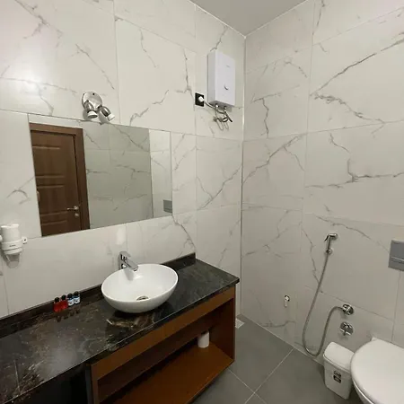 Aho 103 Dag Manzarali Bed & Breakfast *